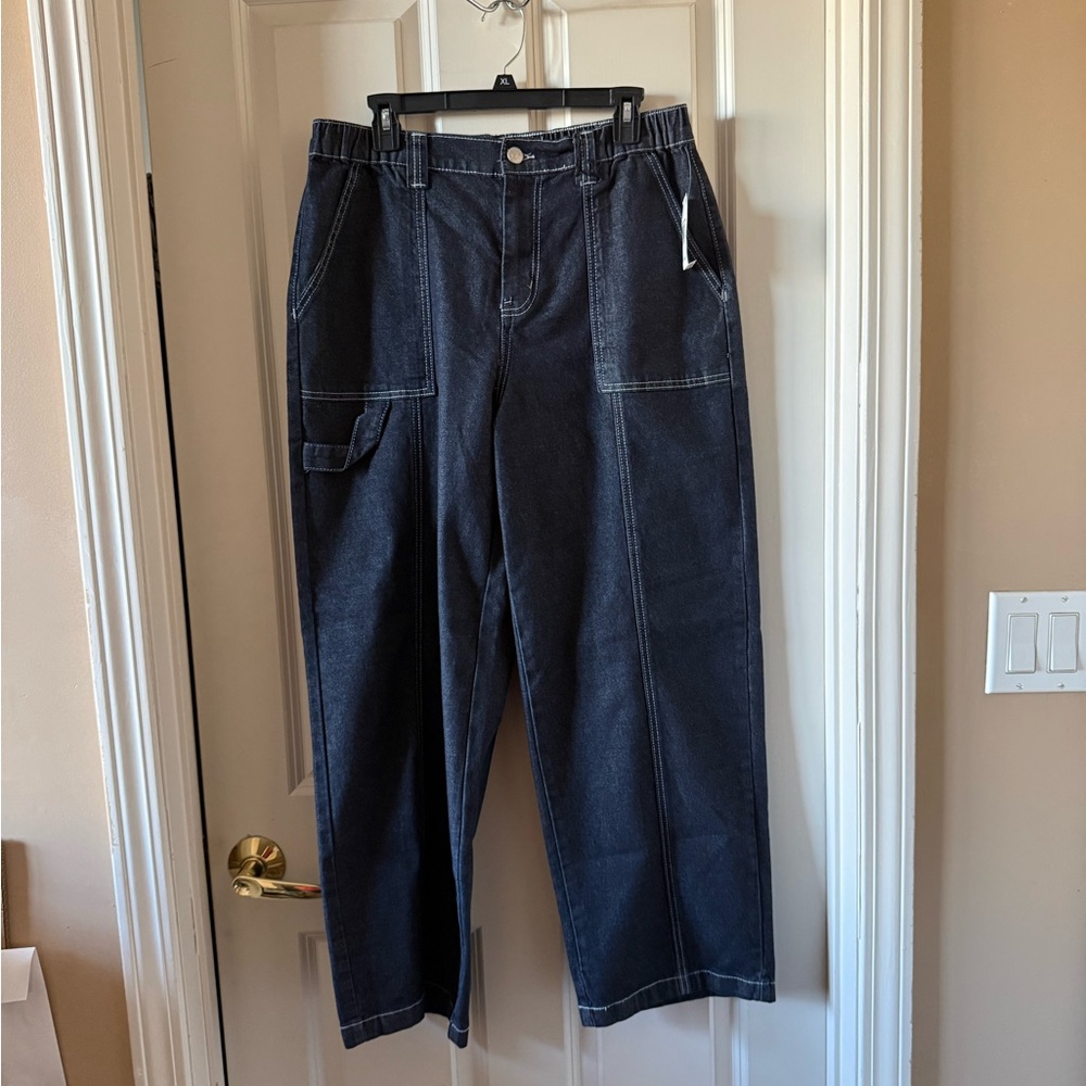 Madden Girl Black Cargo Pants with Contrast Stitching